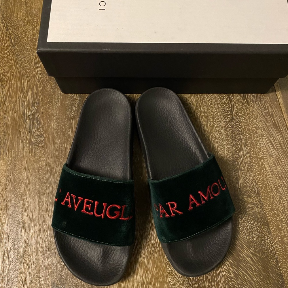 Gucci L’Aveugle Par Amour Velvet Slide Sandals Size 38